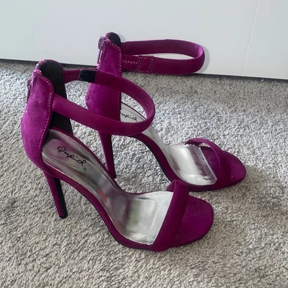 Suede stilettos - Picture 2 of 5